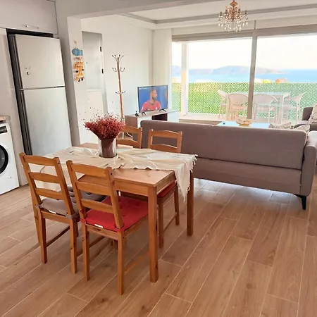 Burcu Residence, Magnificent Sea View, Cozy, Free Otopark, Free Wifi بودروم