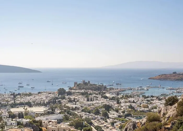 Burcu Residence, Magnificent Sea View, Cozy, Free Otopark, Free Wifi * Bodrum