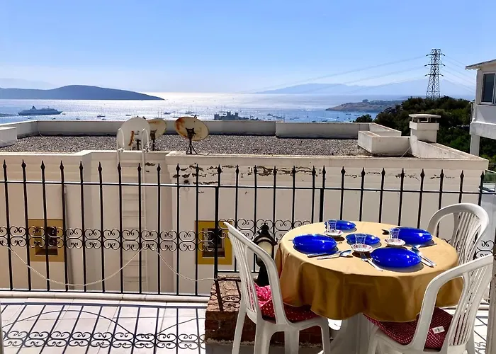 Daire Burcu Residence, Magnificent Sea View, Cozy, Free Otopark, Free Wifi Bodrum