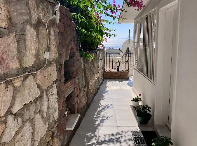 Burcu Residence, Magnificent Sea View, Cozy, Free Otopark, Free Wifi דירה *