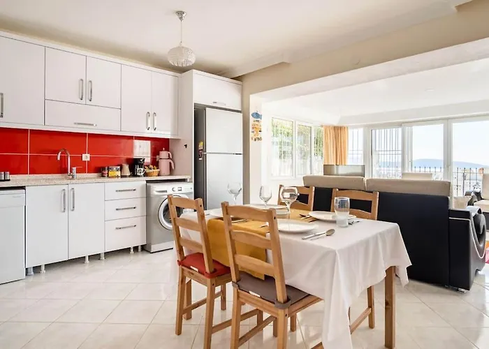 Burcu Residence, Magnificent Sea View, Cozy, Free Otopark, Free Wifi *